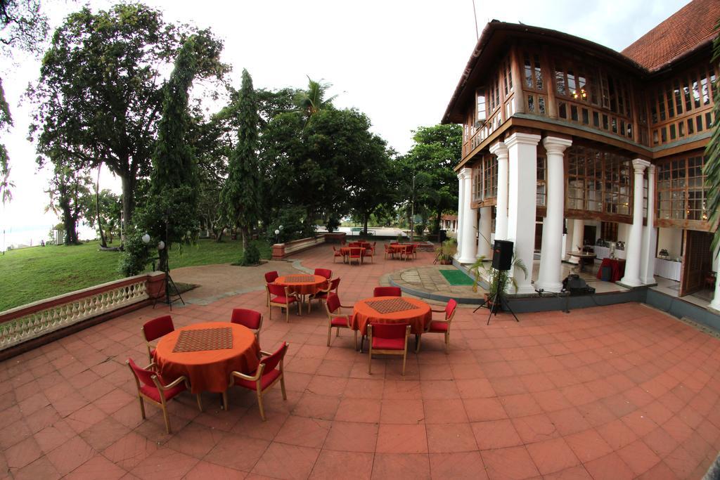 Bolgatty Palace & Island Resort Коччи Экстерьер фото