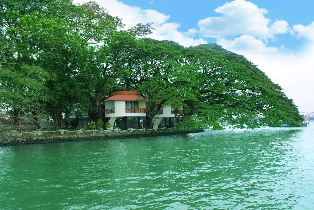 Bolgatty Palace & Island Resort Коччи Экстерьер фото