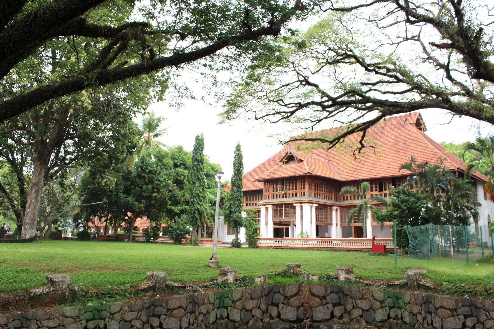 Bolgatty Palace & Island Resort Коччи Экстерьер фото