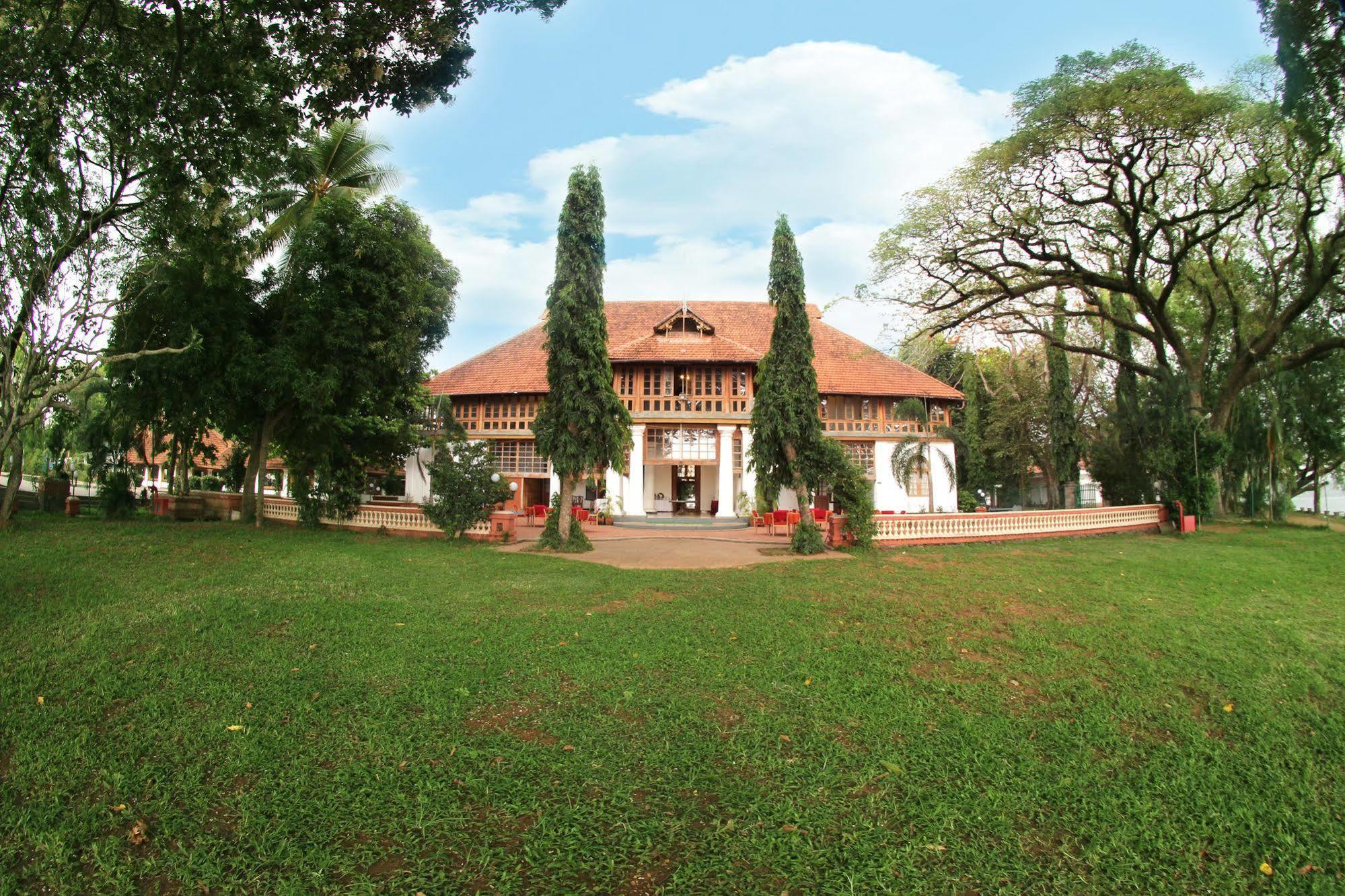 Bolgatty Palace & Island Resort Коччи Экстерьер фото